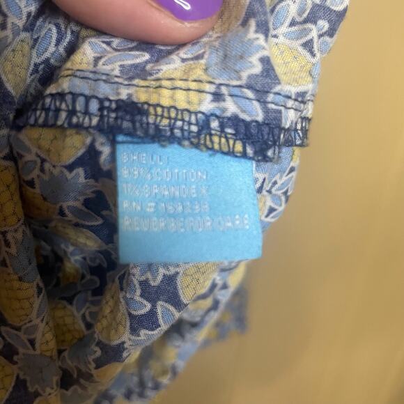 J. McLaughlin Lois Button Down Pineapple long sleeve blouse. Size Medium - Picture 4 of 4